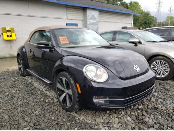 2013 VOLKSWAGEN BEETLE TURBO