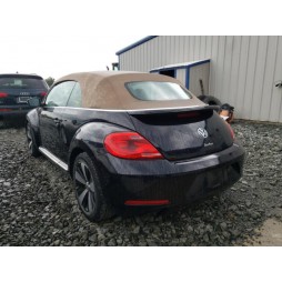 2013 VOLKSWAGEN BEETLE TURBO