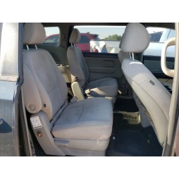 2015 KIA SEDONA LX