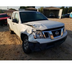 2015 NISSAN FRONTIER S