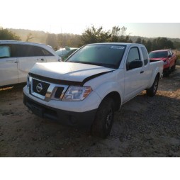 2015 NISSAN FRONTIER S