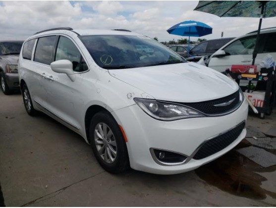 2017 CHRYSLER PACIFICA TOURING L