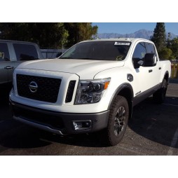 2017 NISSAN TITAN SV