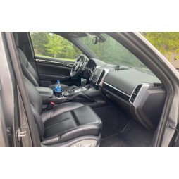 2017 PORSCHE CAYENNE