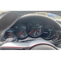 2017 PORSCHE CAYENNE