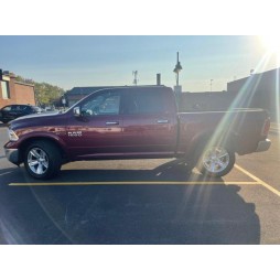 2017 RAM 1500 SLT