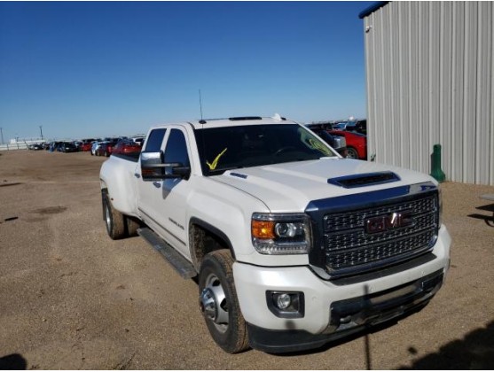 2018 GMC SIERRA K3500 DENALI