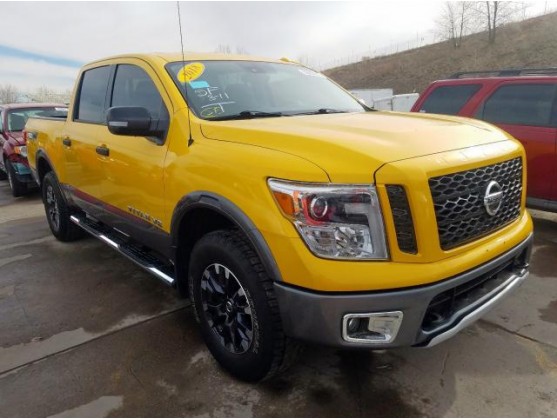 2018 NISSAN TITAN SV