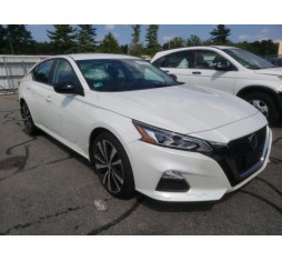 2019 NISSAN ALTIMA SR