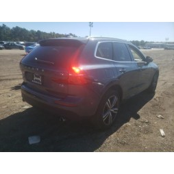 2021 VOLVO XC60 T6 MOMENTUM