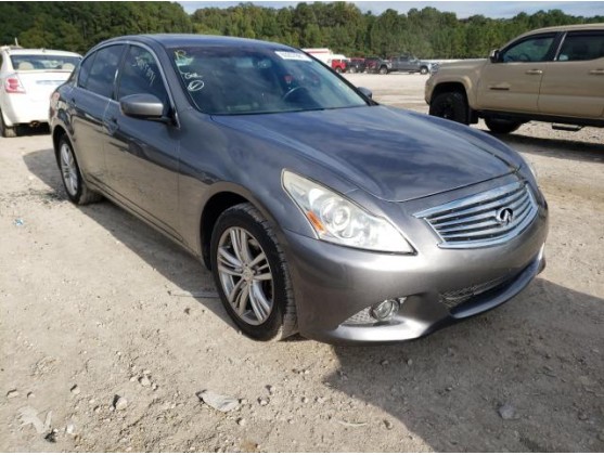 2011 INFINITI G37