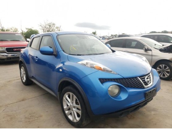 2011 NISSAN JUKE S