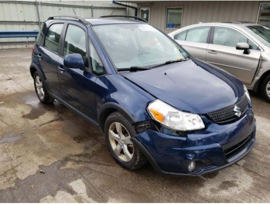 2011 SUZUKI SX4