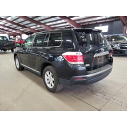 2011 TOYOTA HIGHLANDER BASE