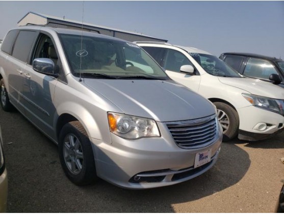 2012 CHRYSLER TOWN & COUNTRY TOURING L