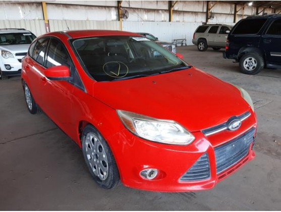2012 FORD FOCUS SE