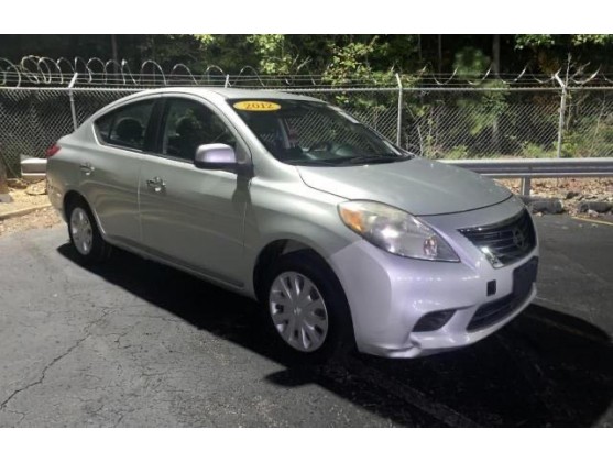 2012 NISSAN VERSA S