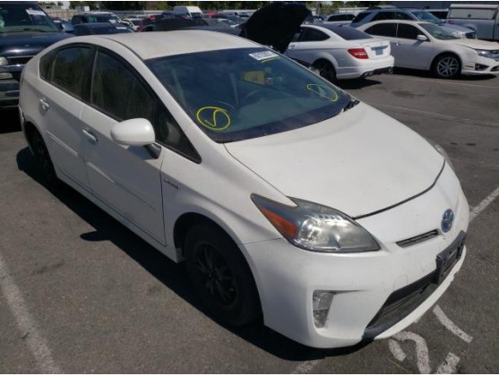 2013 TOYOTA PRIUS