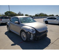 2013 VOLKSWAGEN BEETLE