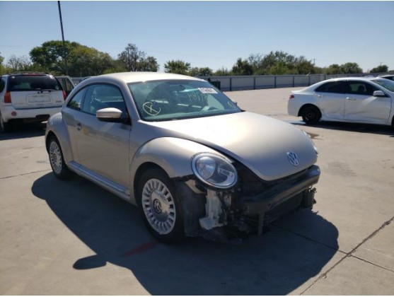 2013 VOLKSWAGEN BEETLE