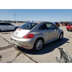 2013 VOLKSWAGEN BEETLE