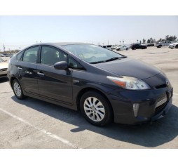 2014 TOYOTA PRIUS PLUG-IN