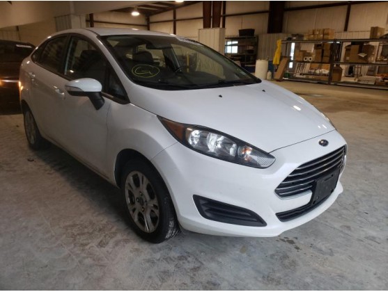 2015 FORD FIESTA SE