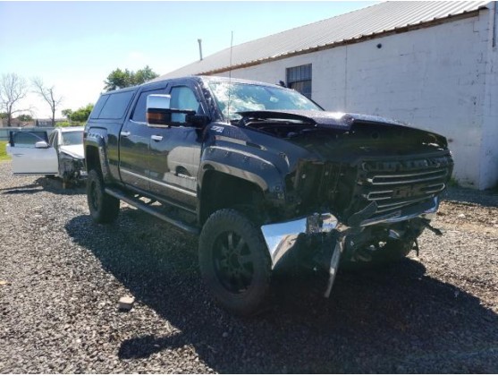 2015 GMC SIERRA K2500 SLT