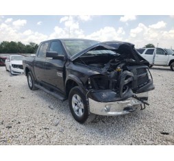 2015 RAM 1500 SLT