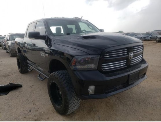 2015 RAM 1500 SPORT
