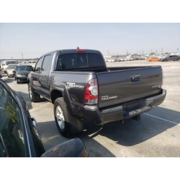 2015 TOYOTA TACOMA DOU