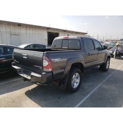 2015 TOYOTA TACOMA DOU