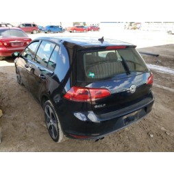 2016 VOLKSWAGEN GOLF S/SE