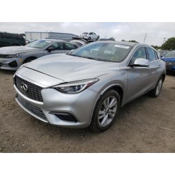 2017 INFINITI QX30 BASE