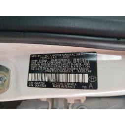 2017 TOYOTA YARIS L