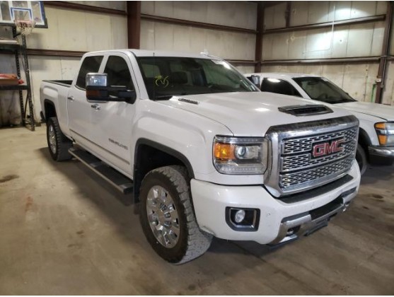 2018 GMC SIERRA K2500 DENALI