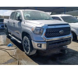 2018 TOYOTA TUNDRA CREWMAX SR5