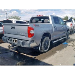 2018 TOYOTA TUNDRA CREWMAX SR5