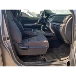 2018 TOYOTA TUNDRA CREWMAX SR5