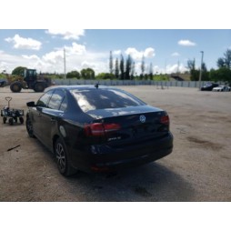 2018 VOLKSWAGEN JETTA SE