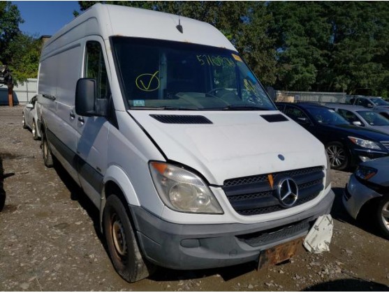 2011 MERCEDES-BENZ SPRINTER 2500