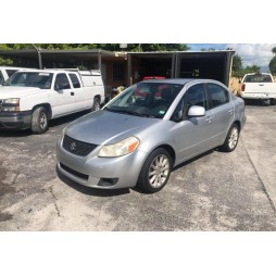 2011 SUZUKI SX4 LE