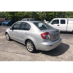 2011 SUZUKI SX4 LE