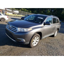 2011 TOYOTA HIGHLANDER BASE