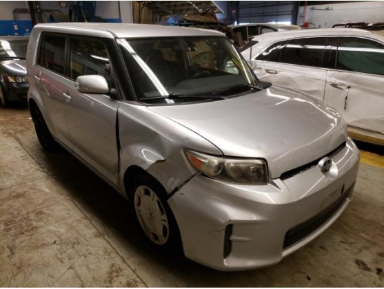 2011 TOYOTA SCION XB