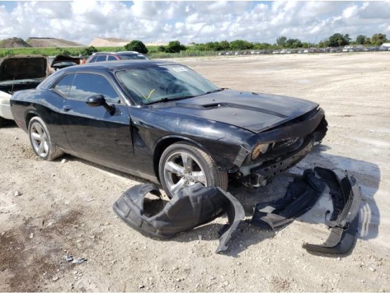 2012 DODGE CHALLENGER SXT