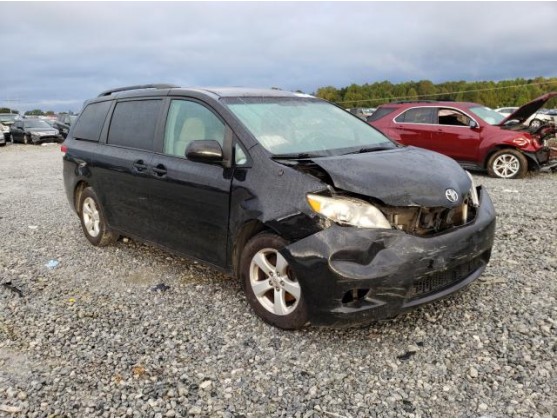 2012 TOYOTA SIENNA BASE