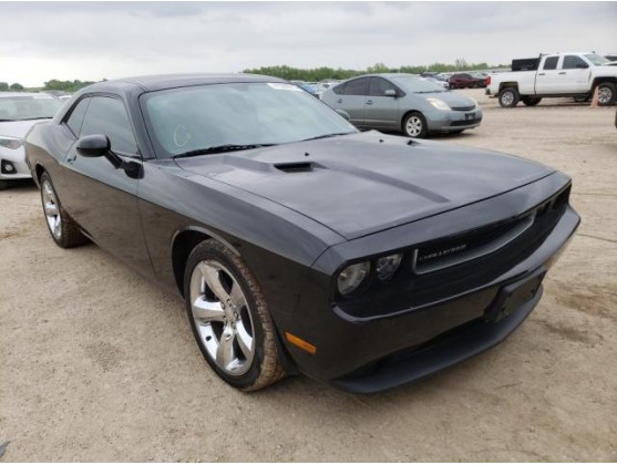 2013 DODGE CHALLENGER SXT
