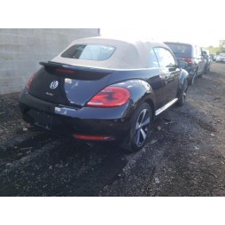 2013 VOLKSWAGEN BEETLE TURBO