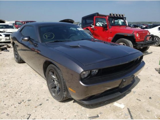 2014 DODGE CHALLENGER SXT